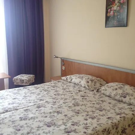 Atol Hotel 3*