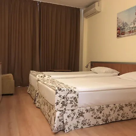 Atol Sluneční pobřeží
