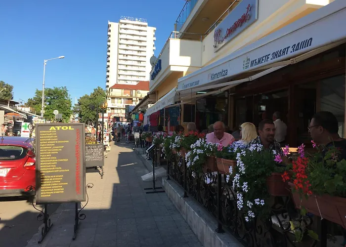 Atol Hotel Sluneční pobřeží