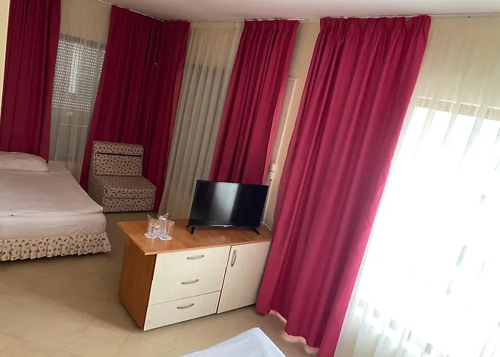 Atol Hotel Sluneční pobřeží