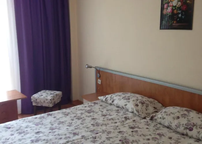 Atol Sluneční pobřeží