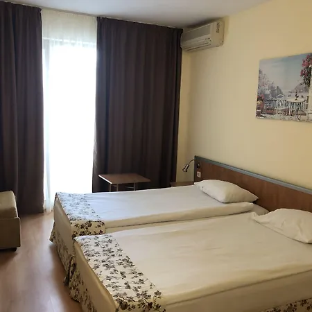 Hotell Atol Slăntjev Brjag